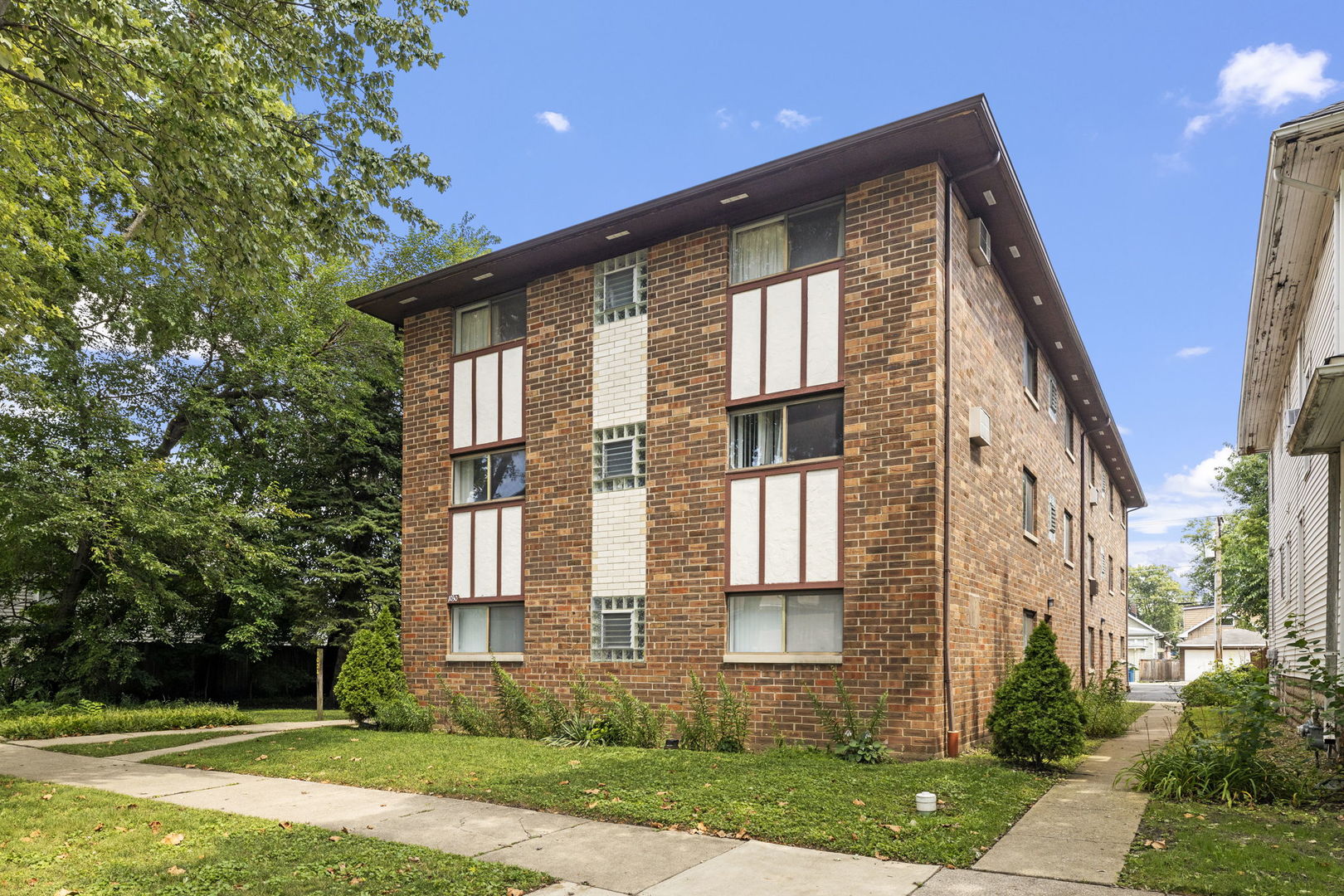 1030 Dunlop Avenue #1E, Forest Park, IL 60130