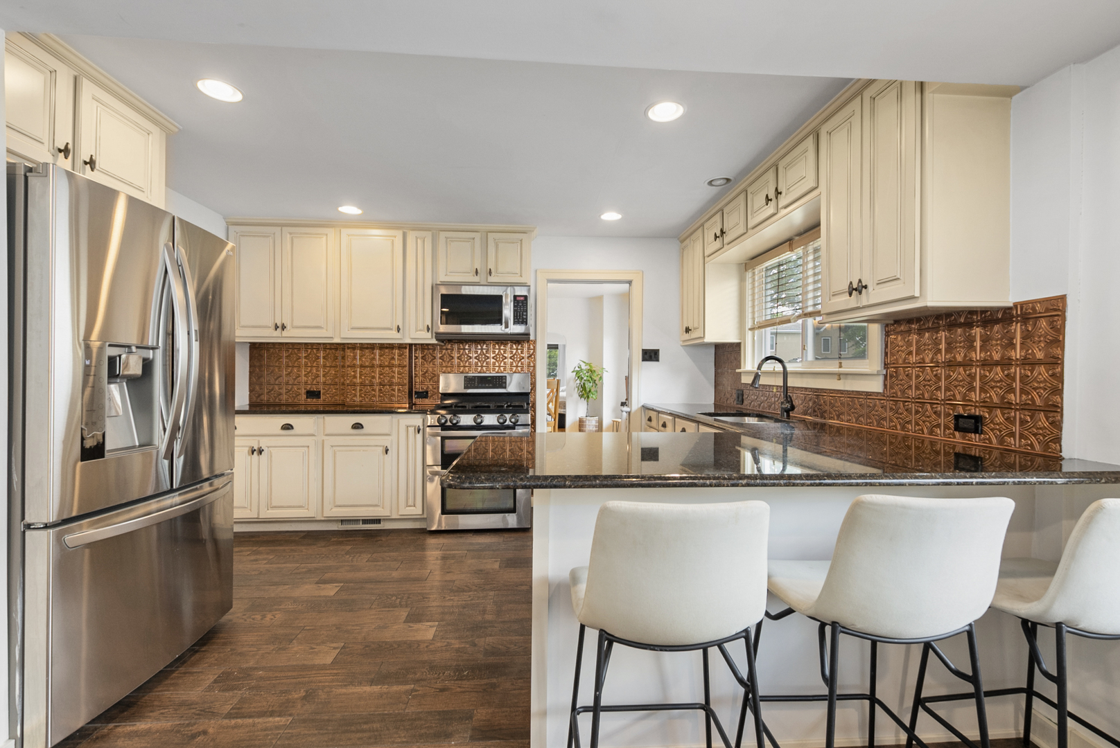 714 Walnut Street, Lemont, IL 60439