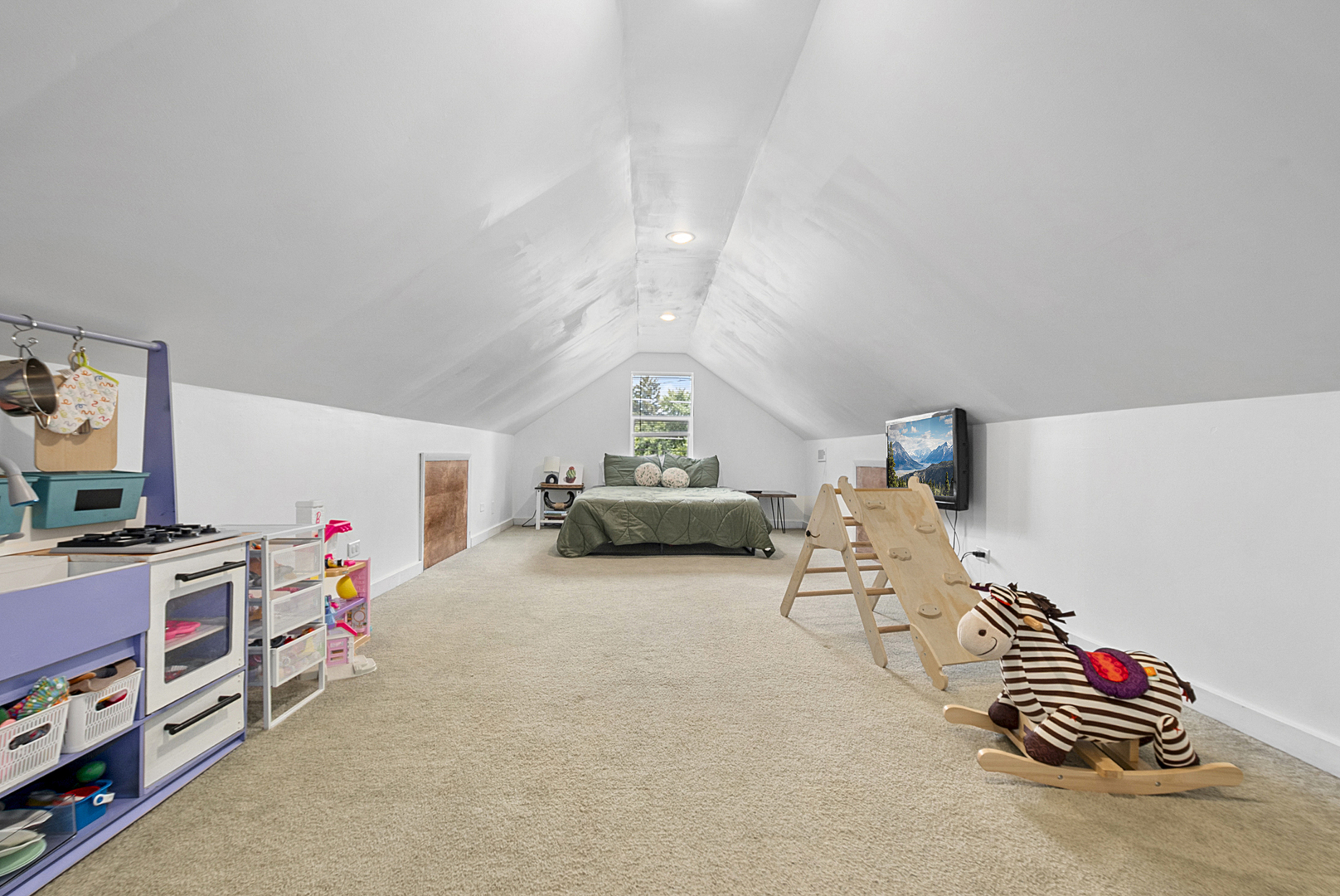 714 Walnut Street, Lemont, IL 60439