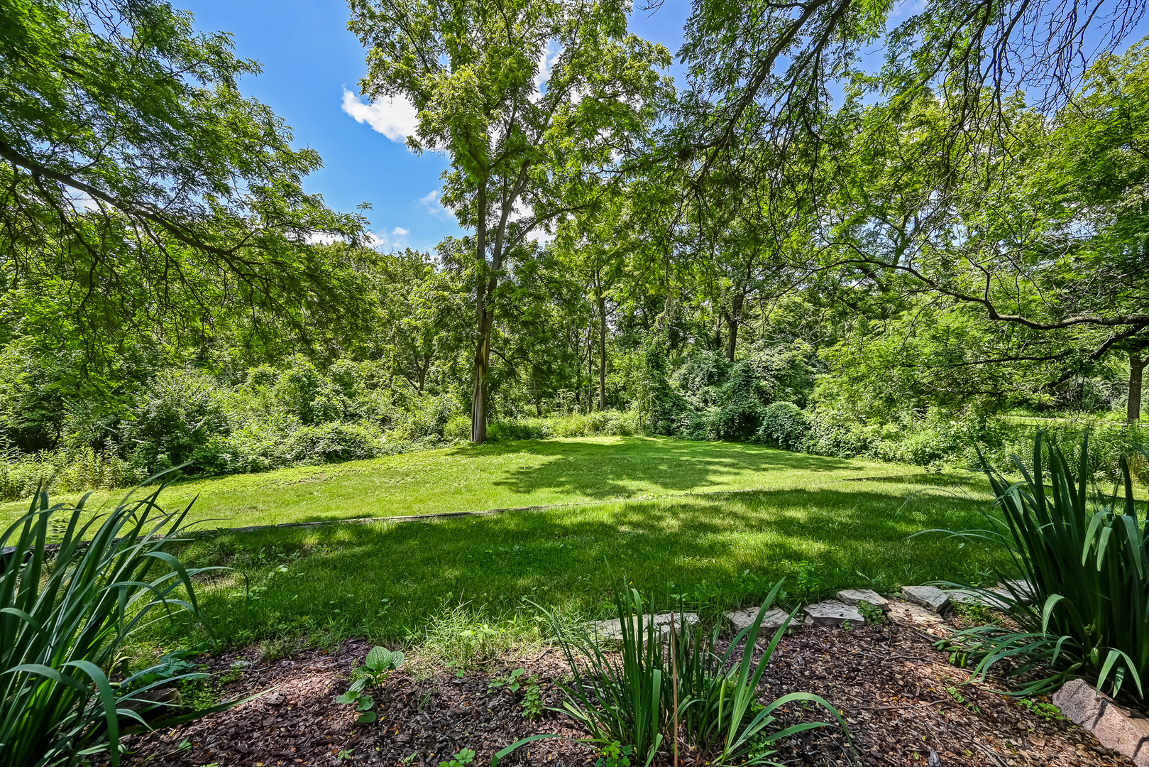 16W340 97th Street, Burr Ridge, IL 60527