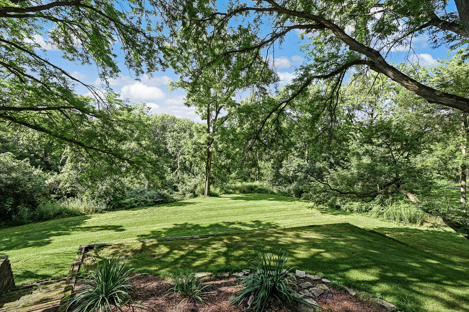 16W340 97th Street, Burr Ridge, IL 60527