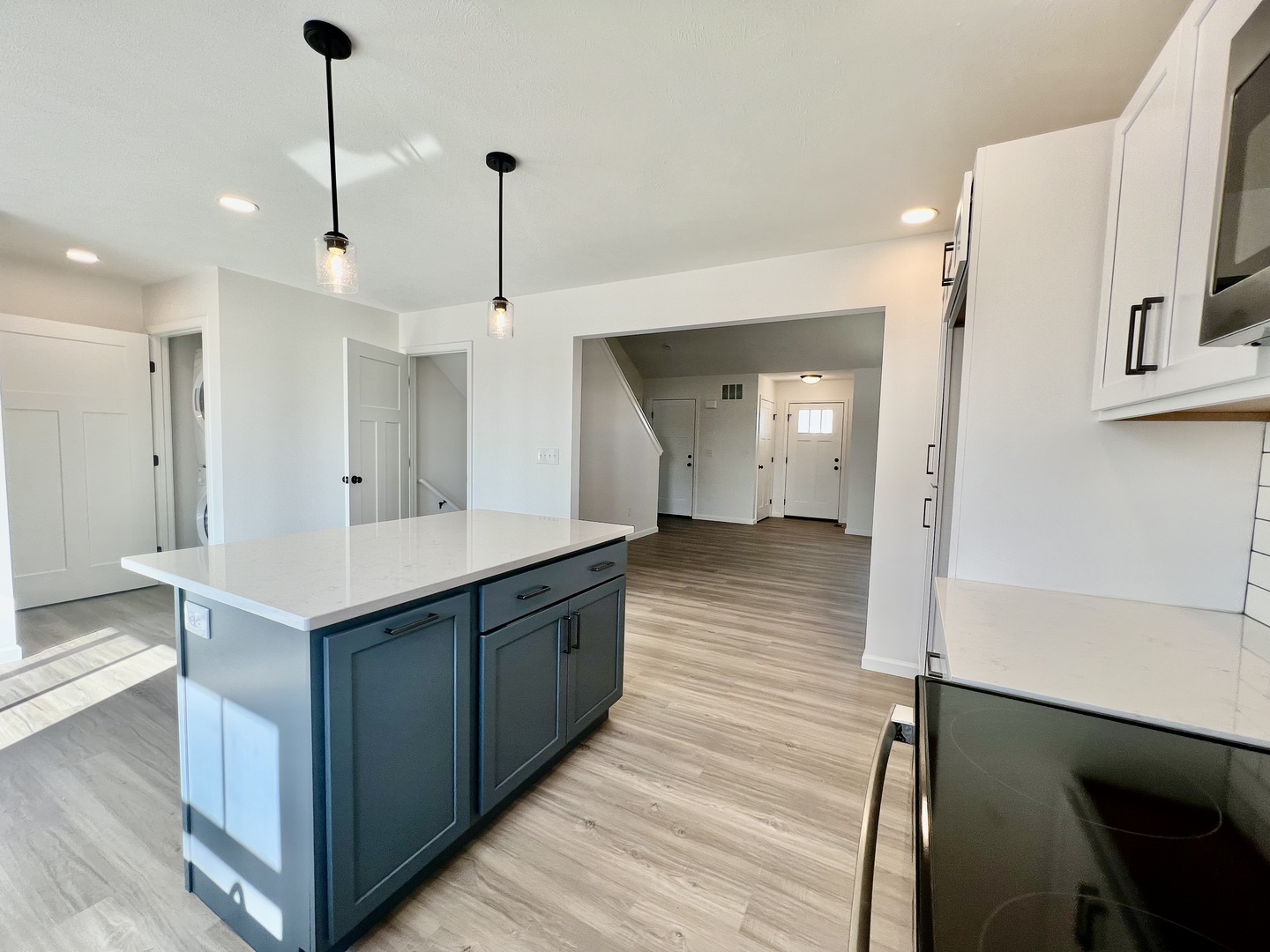 14 Eric Court, Bloomington, IL 61705