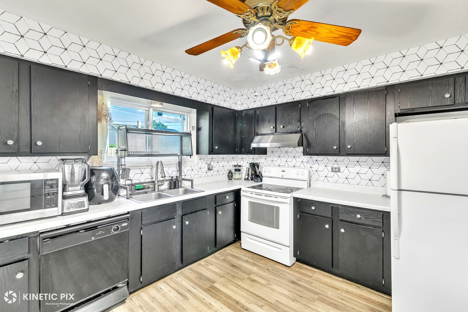 439 N Fairfield Avenue, Lombard, IL 60148
