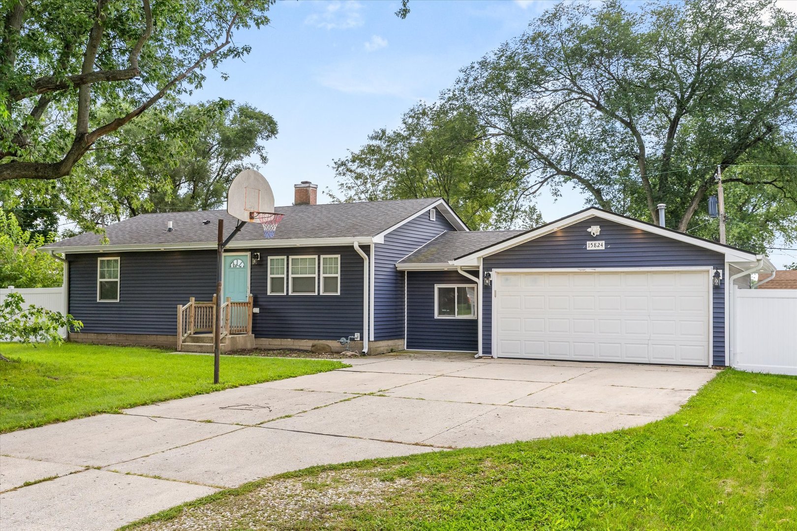 15824 S Collins Drive, Plainfield, IL 60544