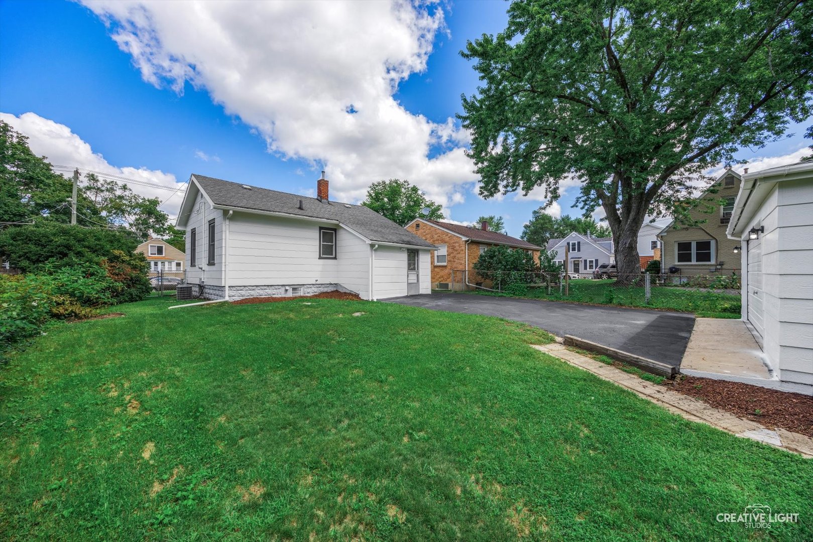 761 Stewart Avenue, Elgin, IL 60120