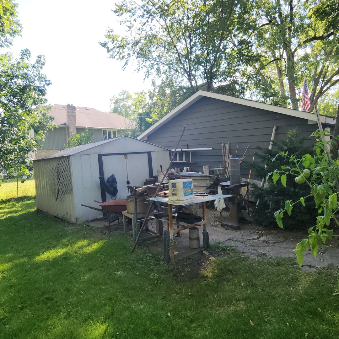 9317 S 82ND Avenue, Hickory Hills, IL 60457
