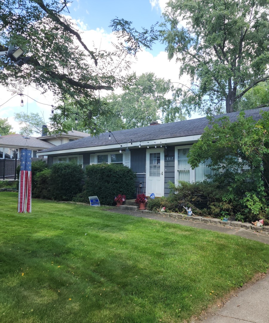 9317 S 82ND Avenue, Hickory Hills, IL 60457