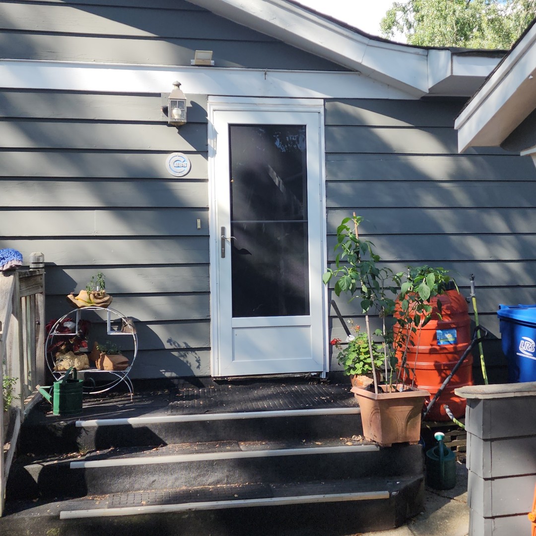 9317 S 82ND Avenue, Hickory Hills, IL 60457
