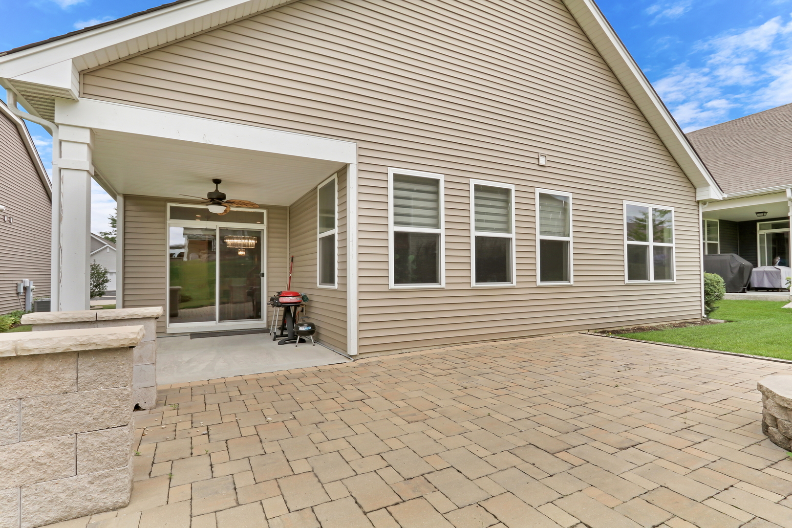 6296 Doral Drive, Gurnee, IL 60031
