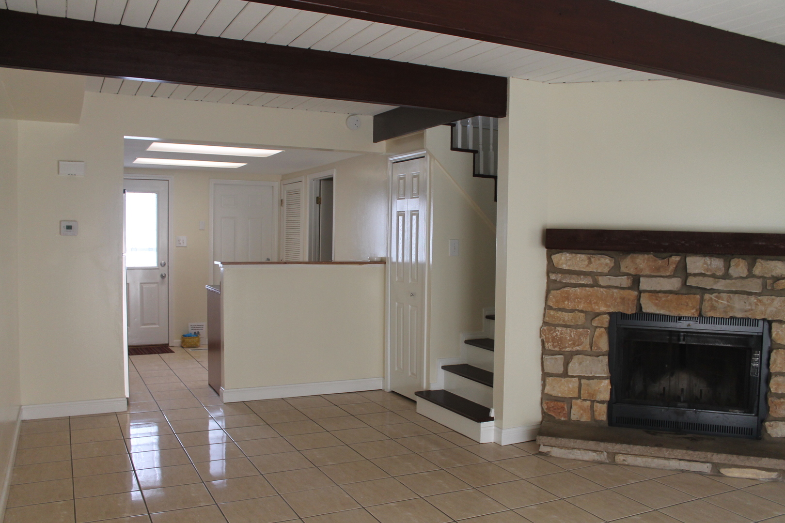 440 Meadow Green Lane #440, Round Lake Beach, IL 60073
