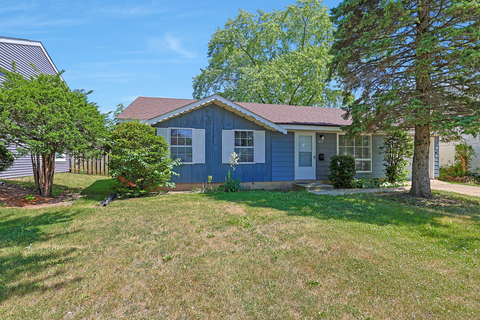 419 Waverly Avenue, Streamwood, IL 60107