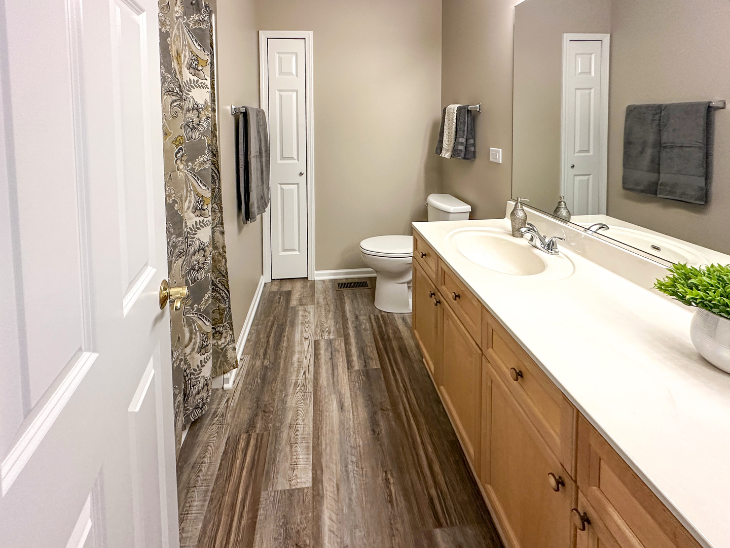 32526 Pilgrims Court, Lakemoor, IL 60051