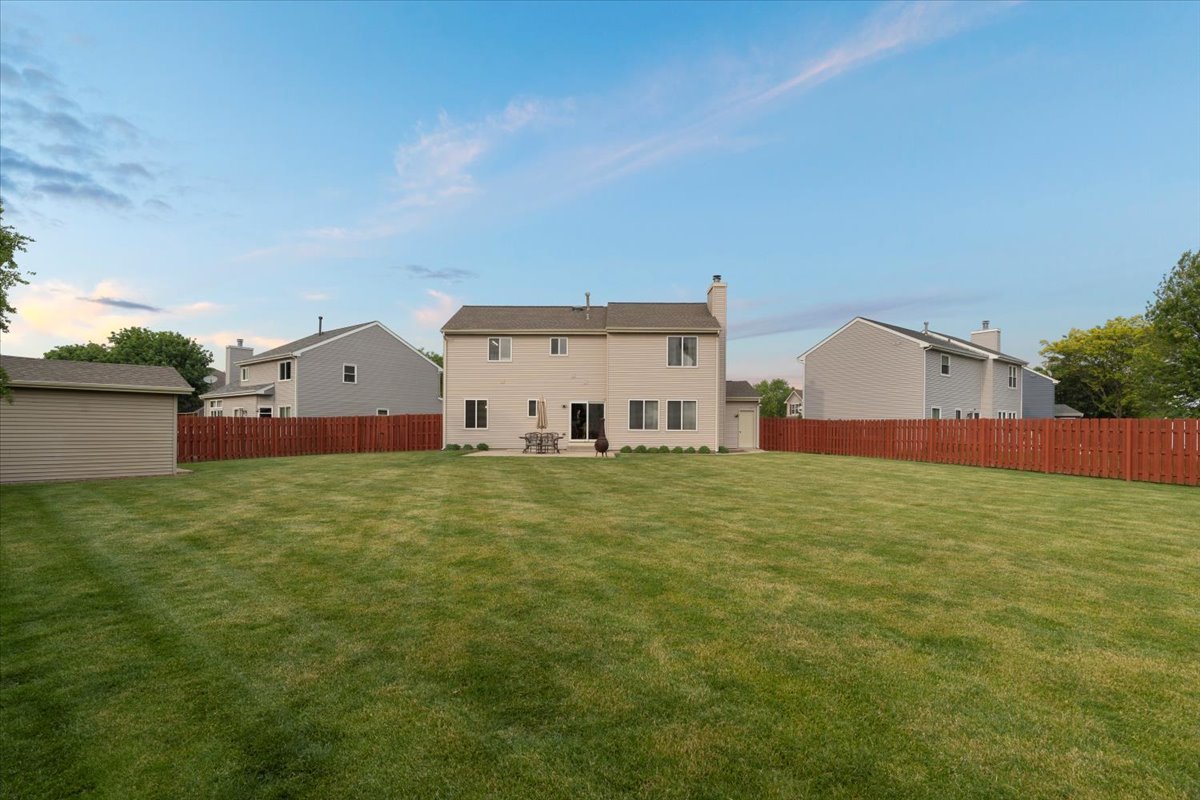 32526 Pilgrims Court, Lakemoor, IL 60051