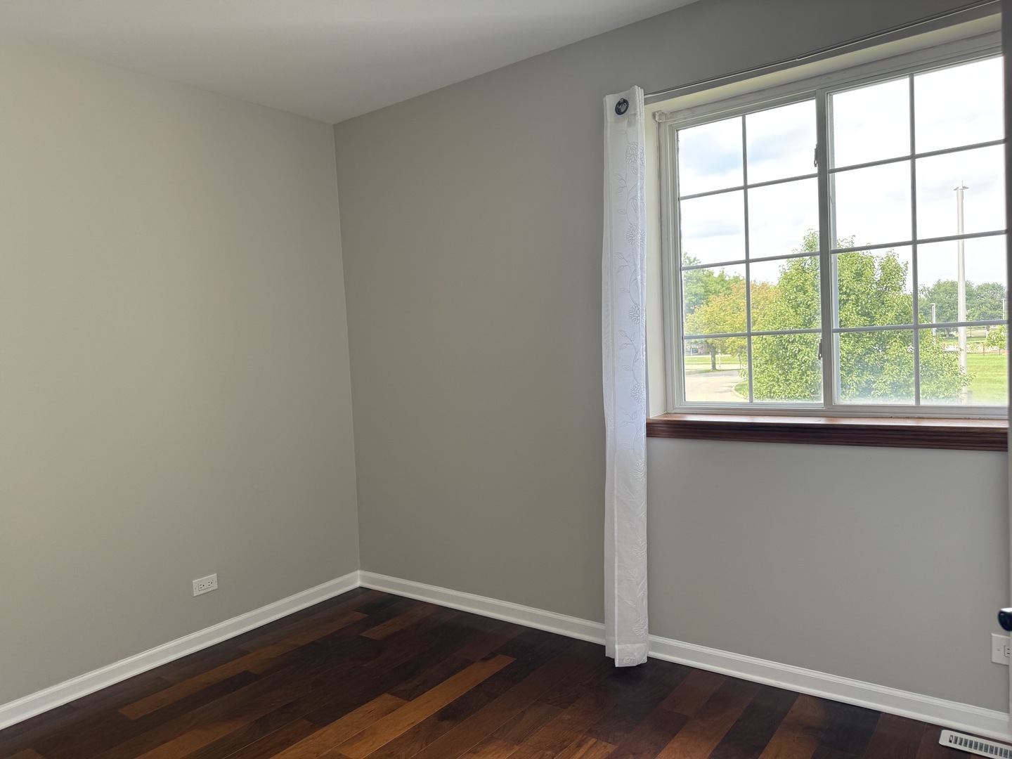 321 Whispering Court, Bolingbrook, IL 60440