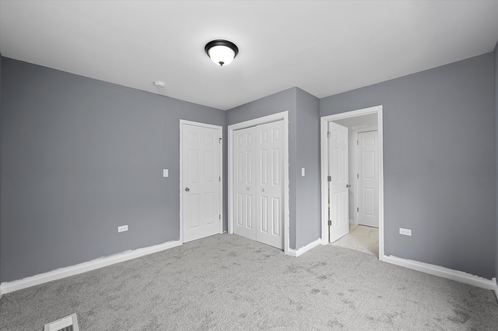 13723 S Springfield Avenue, Robbins, IL 60472