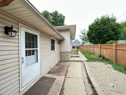 629 S Main Street #FRONT, Naperville, IL 60540