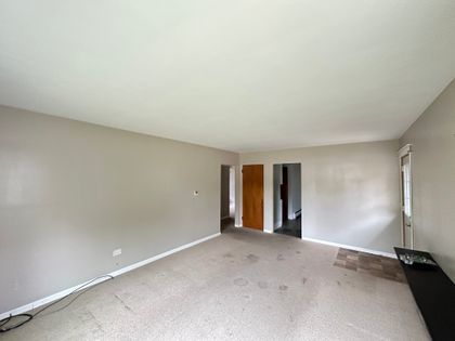 629 S Main Street #FRONT, Naperville, IL 60540