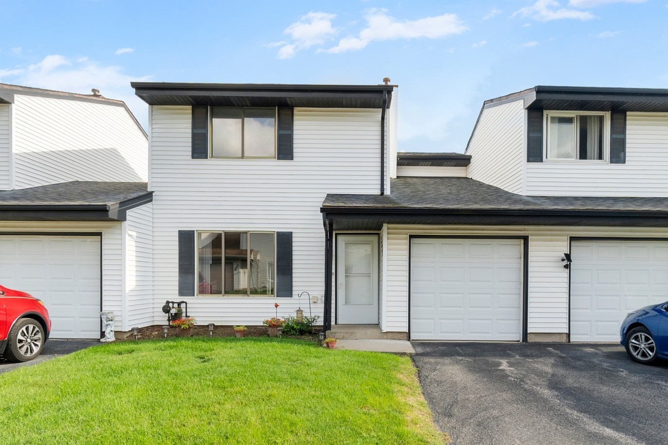 2505 Lotus Lane, Crest Hill, IL 60403