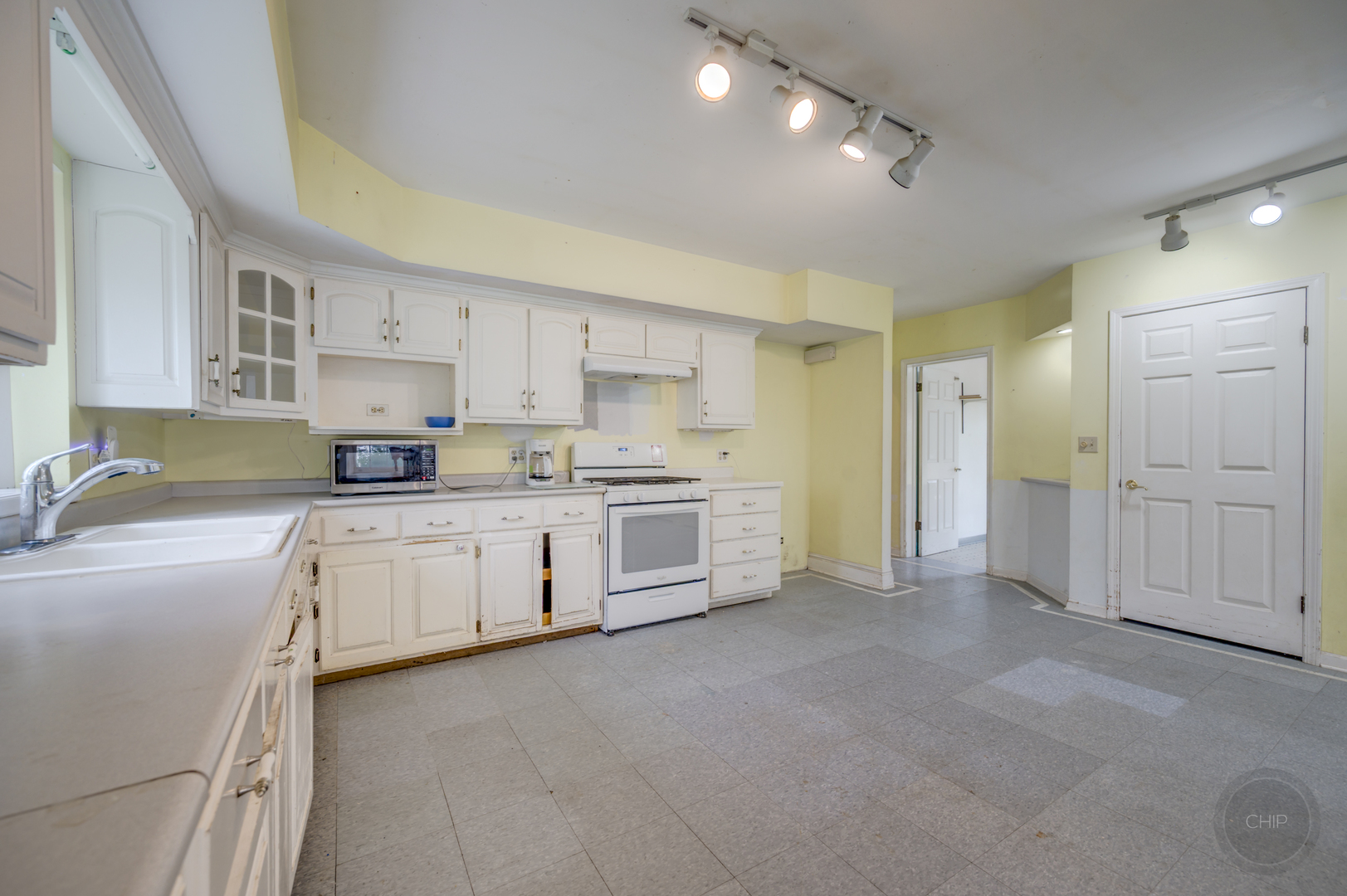 5770 US Highway 34, Oswego, IL 60543