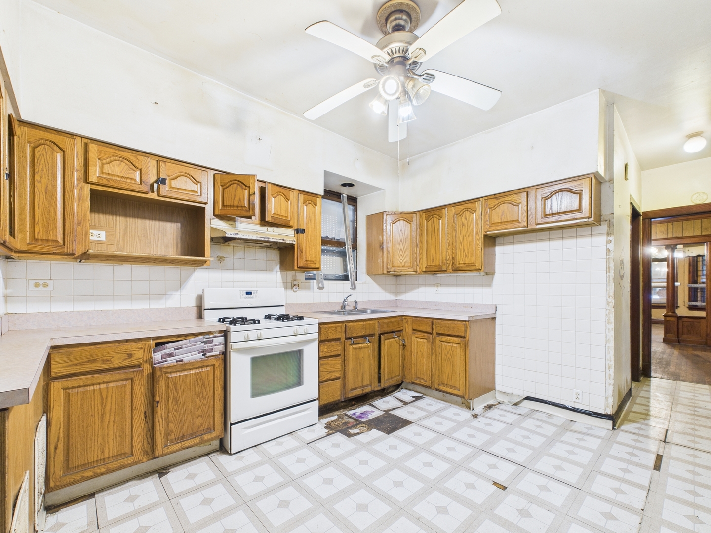 6917 S Indiana Avenue, Chicago, IL 60637