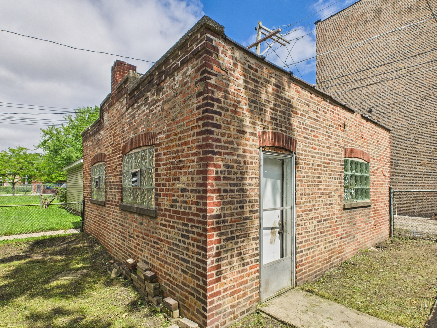 6917 S Indiana Avenue, Chicago, IL 60637