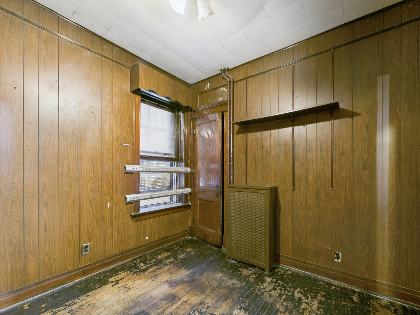6917 S Indiana Avenue, Chicago, IL 60637