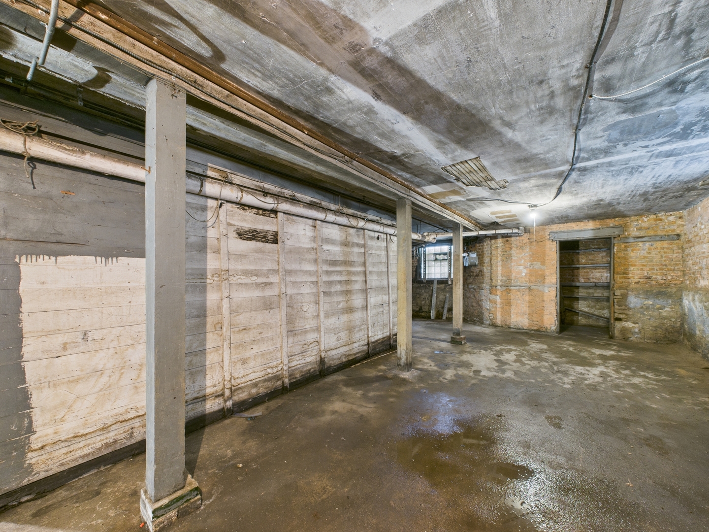 6917 S Indiana Avenue, Chicago, IL 60637