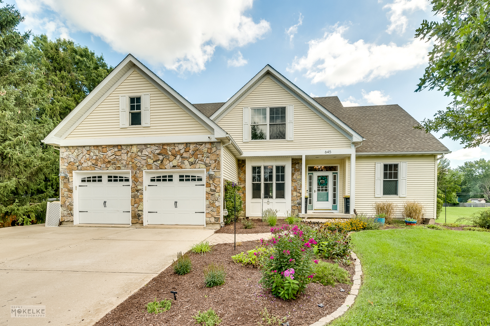645 Lasalle Drive, Lake Holiday, IL 60552