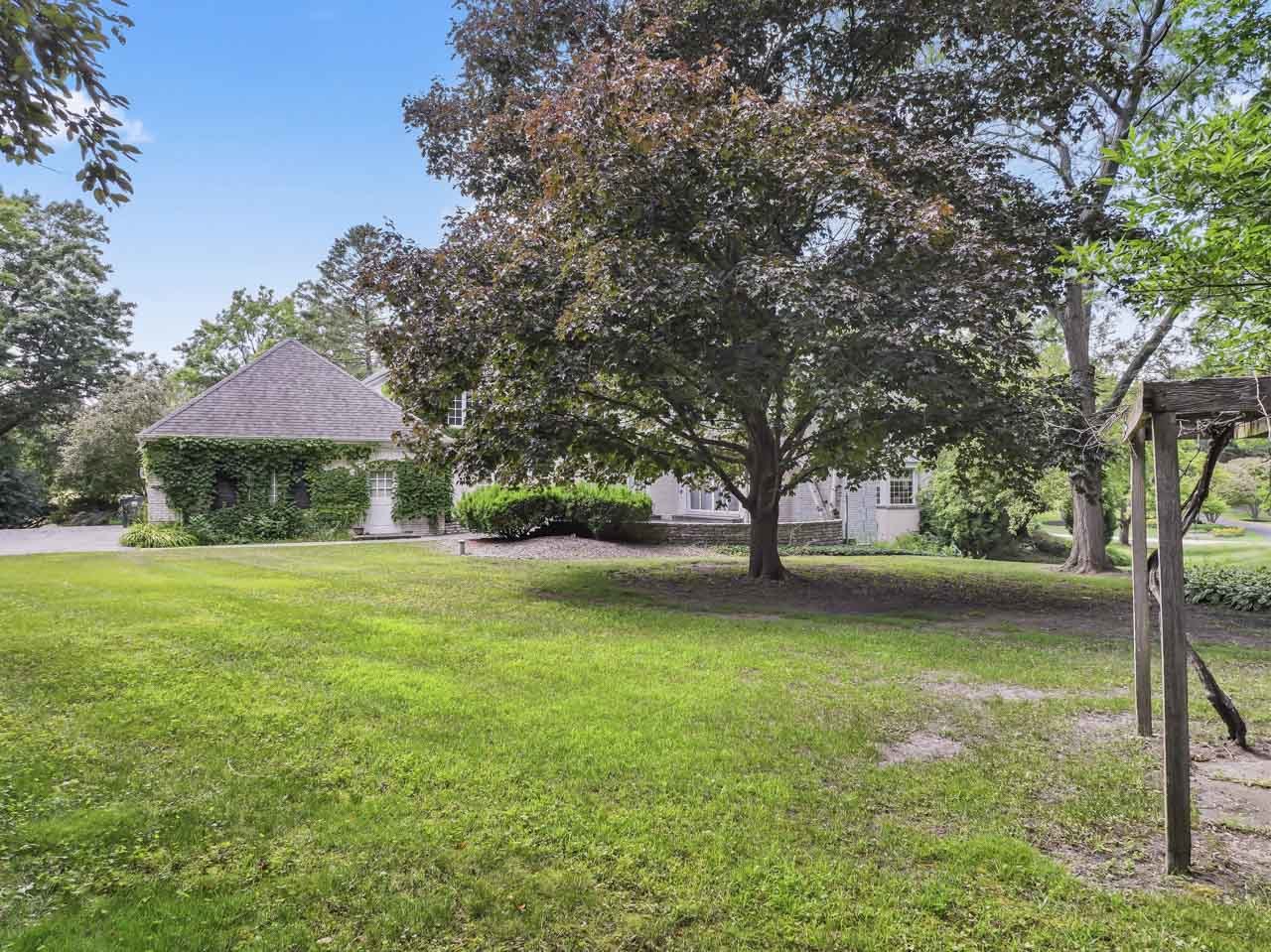 937 Braeburn Road, Inverness, IL 60067