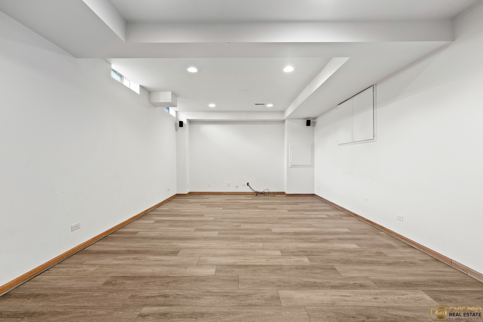 396 E 17th Place, Lombard, IL 60148