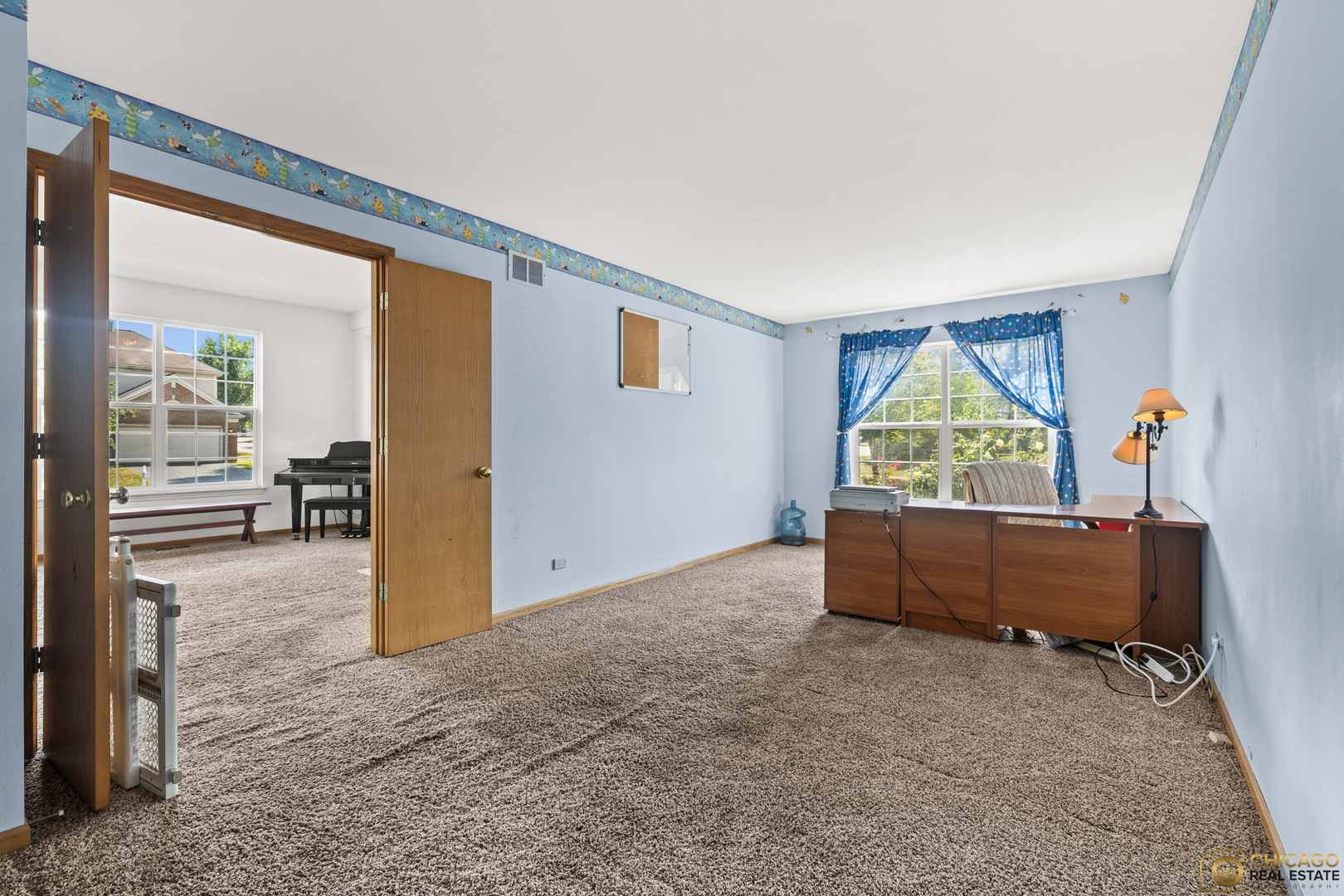 396 E 17th Place, Lombard, IL 60148