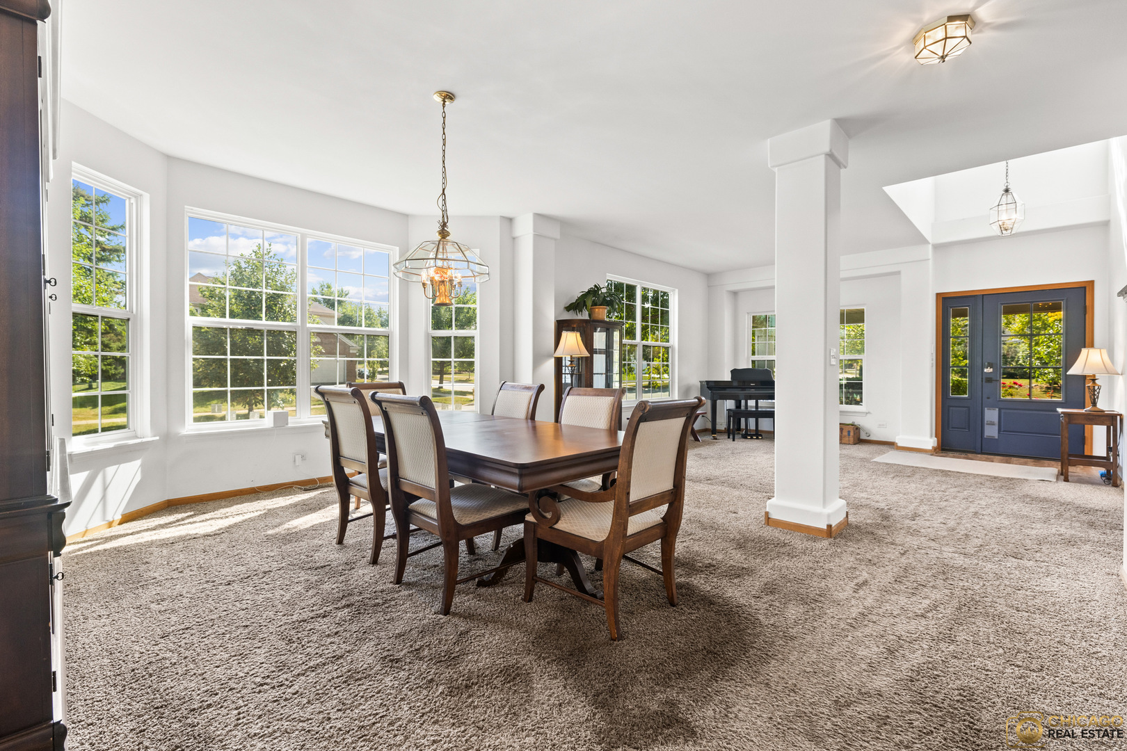 396 E 17th Place, Lombard, IL 60148