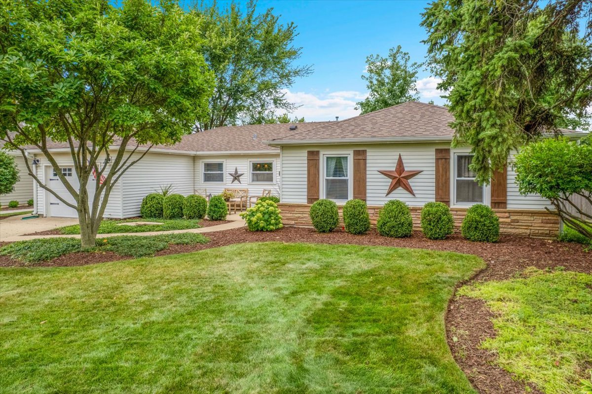 514 Turf Lane, Wheaton, IL 60187