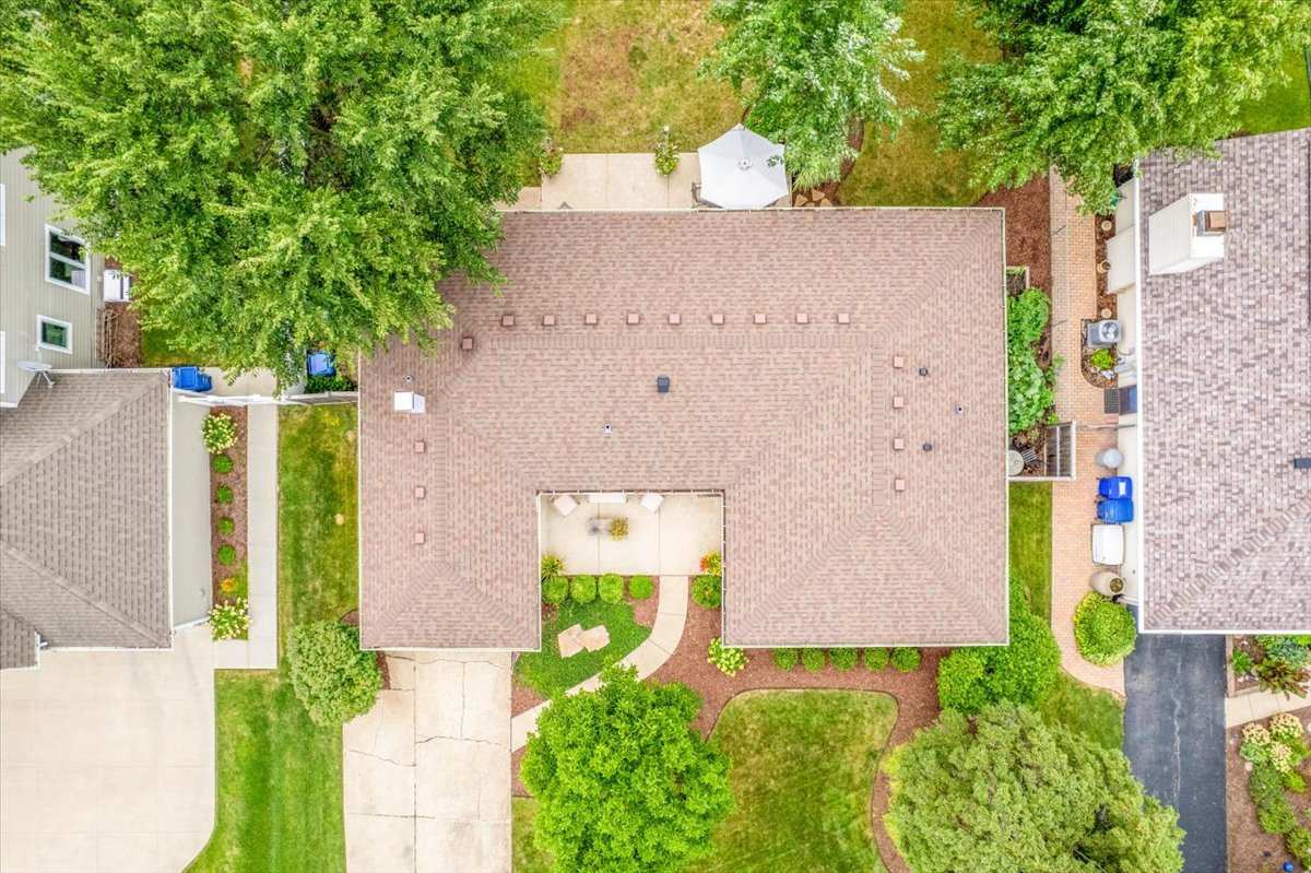 514 Turf Lane, Wheaton, IL 60187