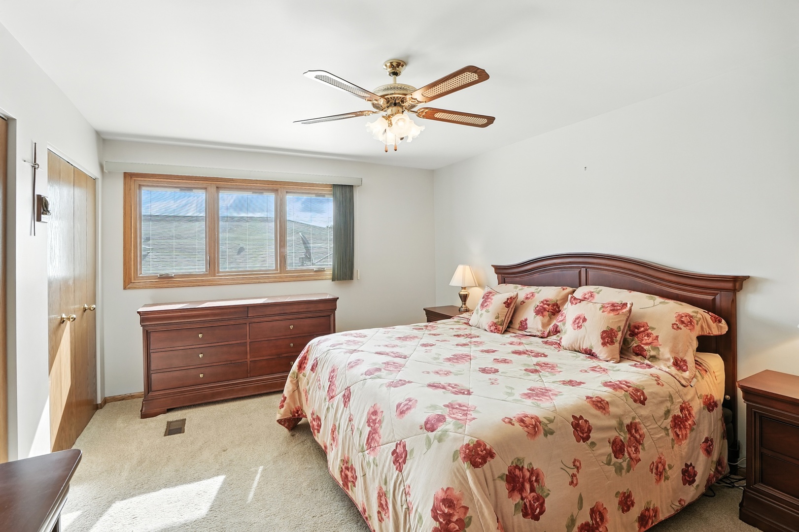 8112 161st Place, Tinley Park, IL 60477