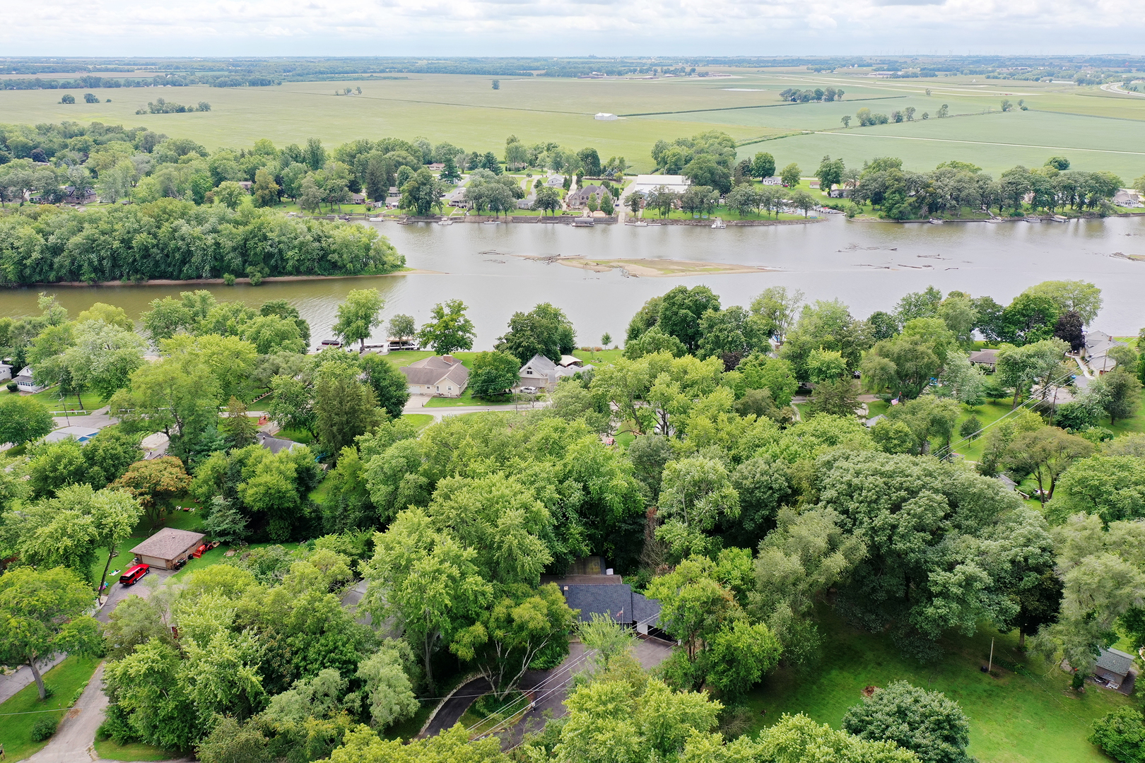 22 Erin Lane, Kankakee, IL 60901