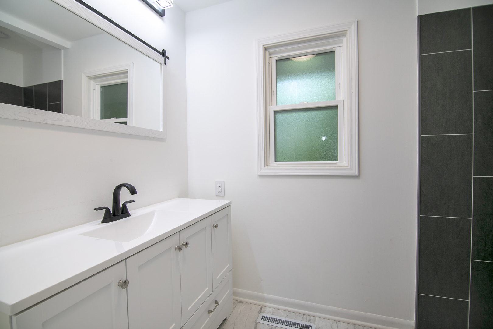 22 Erin Lane, Kankakee, IL 60901