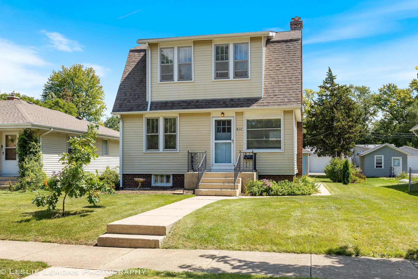 826 N Center Street, Naperville, IL 60563