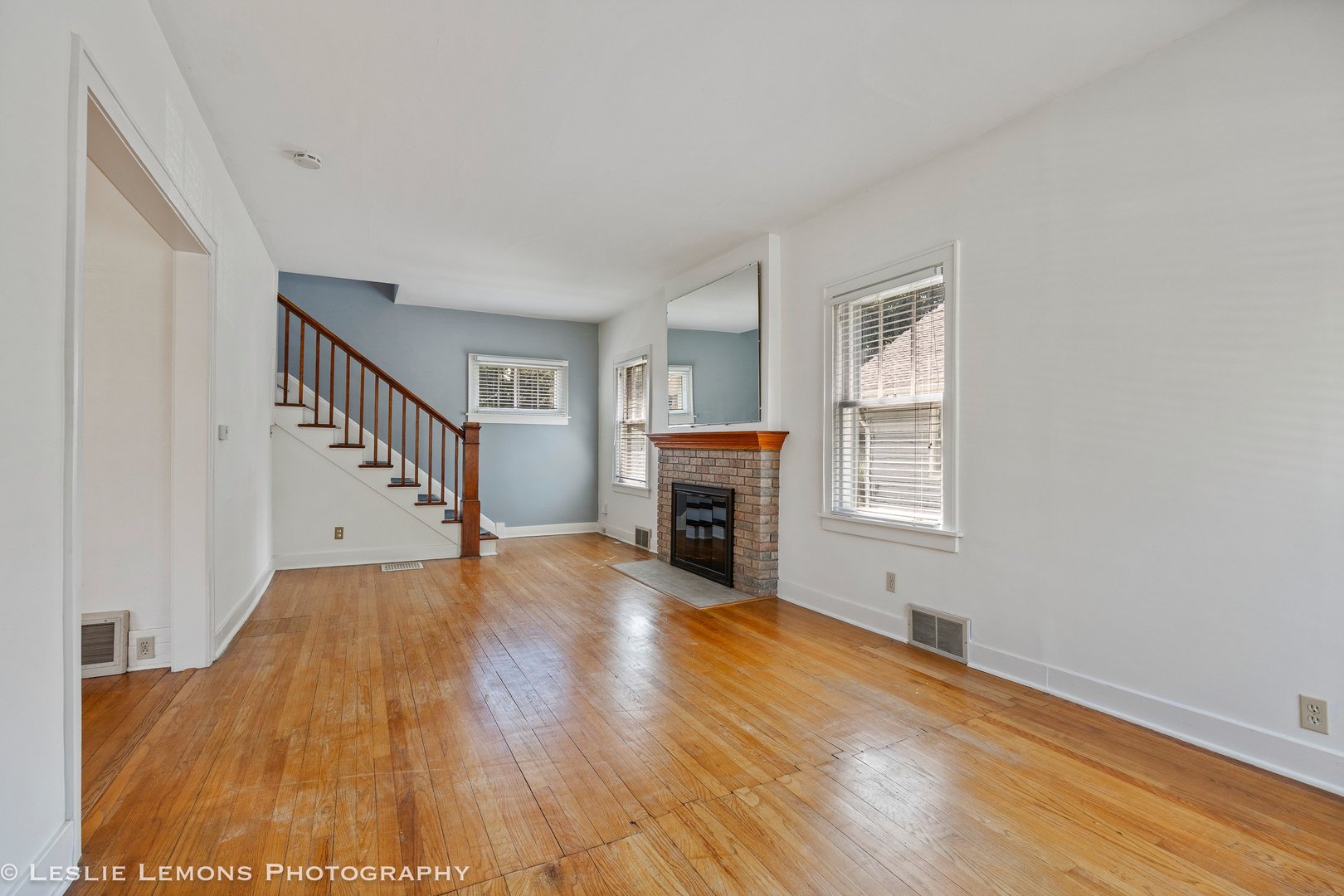 826 N Center Street, Naperville, IL 60563