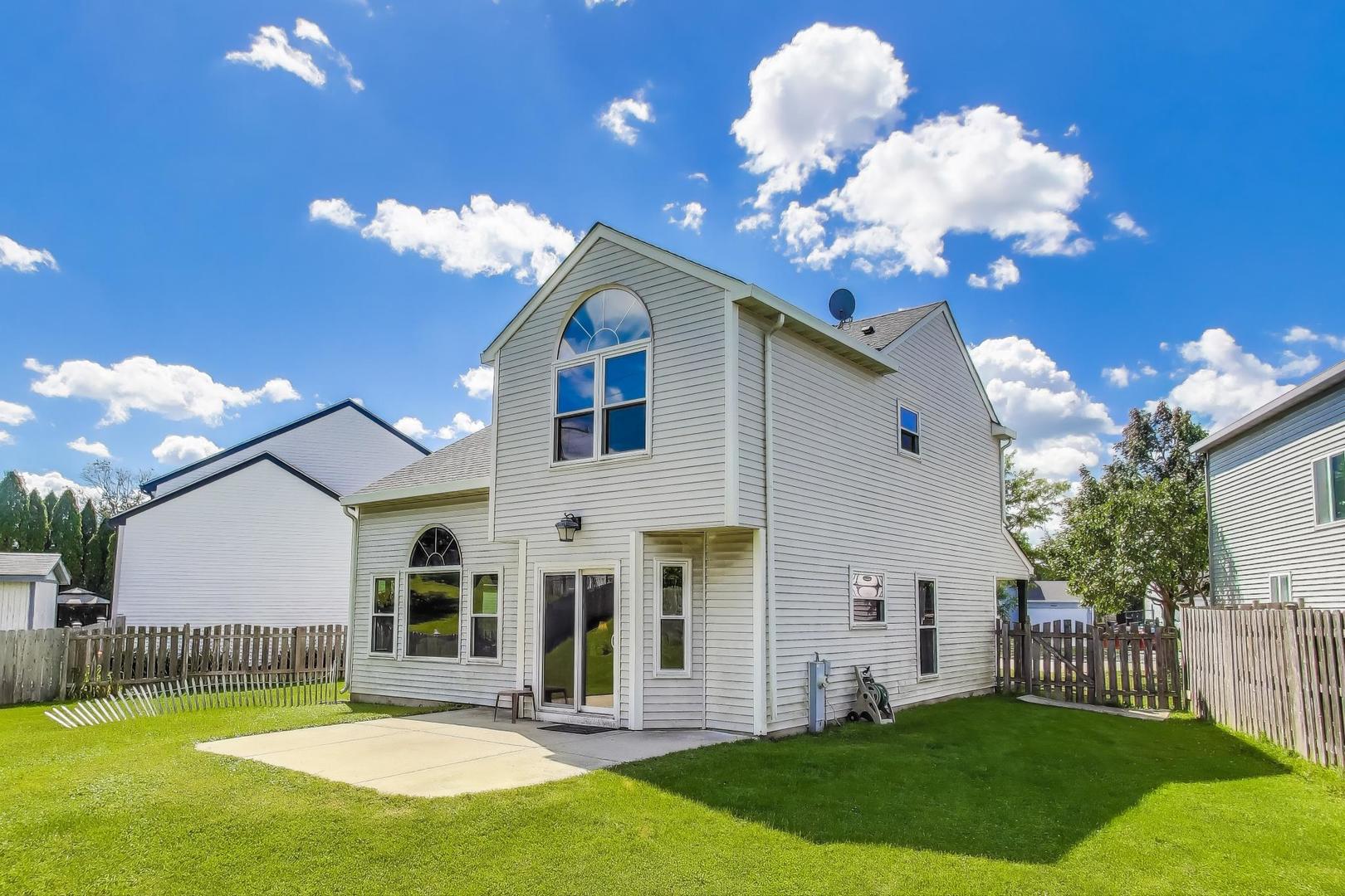 5443 WHITMORE Way, Lake In The Hills, IL 60156
