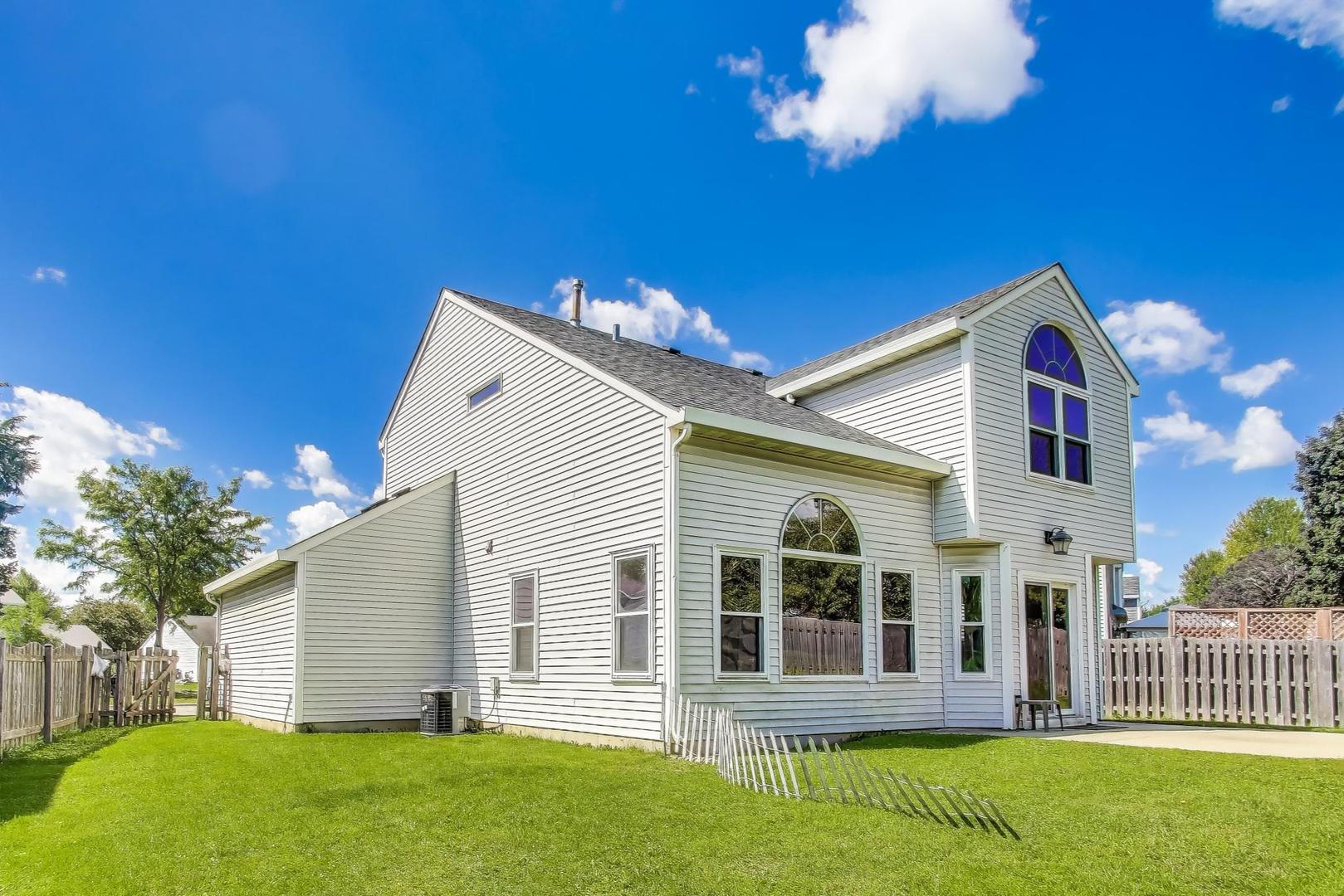 5443 WHITMORE Way, Lake In The Hills, IL 60156