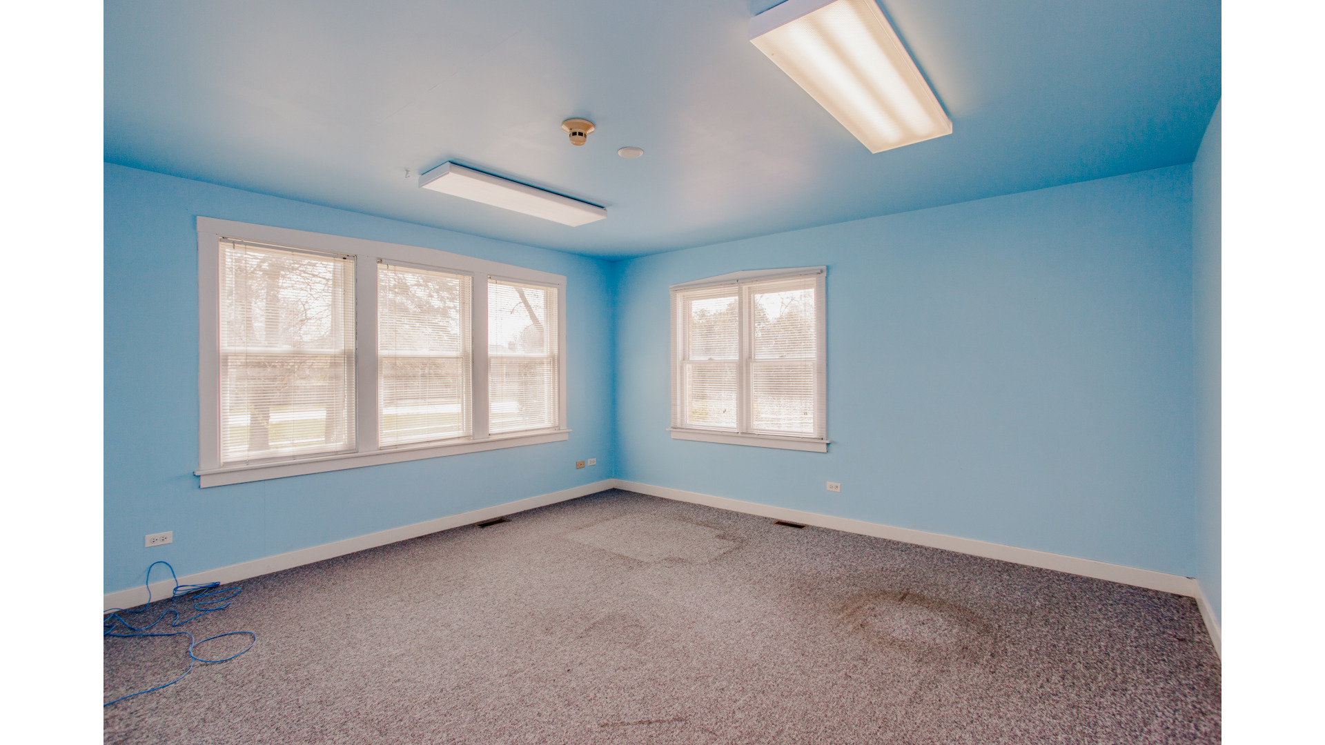 1305 Oswego Road, Naperville, IL 60540