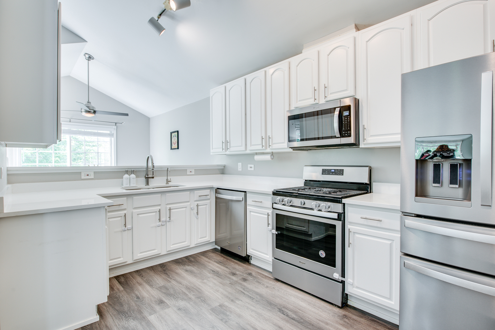 2337 Twilight Drive #2337, Aurora, IL 60503