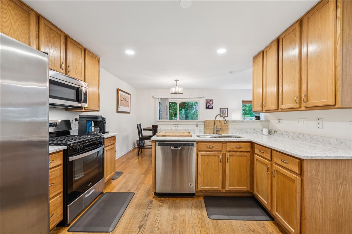2927 Caldwell Lane, Geneva, IL 60134