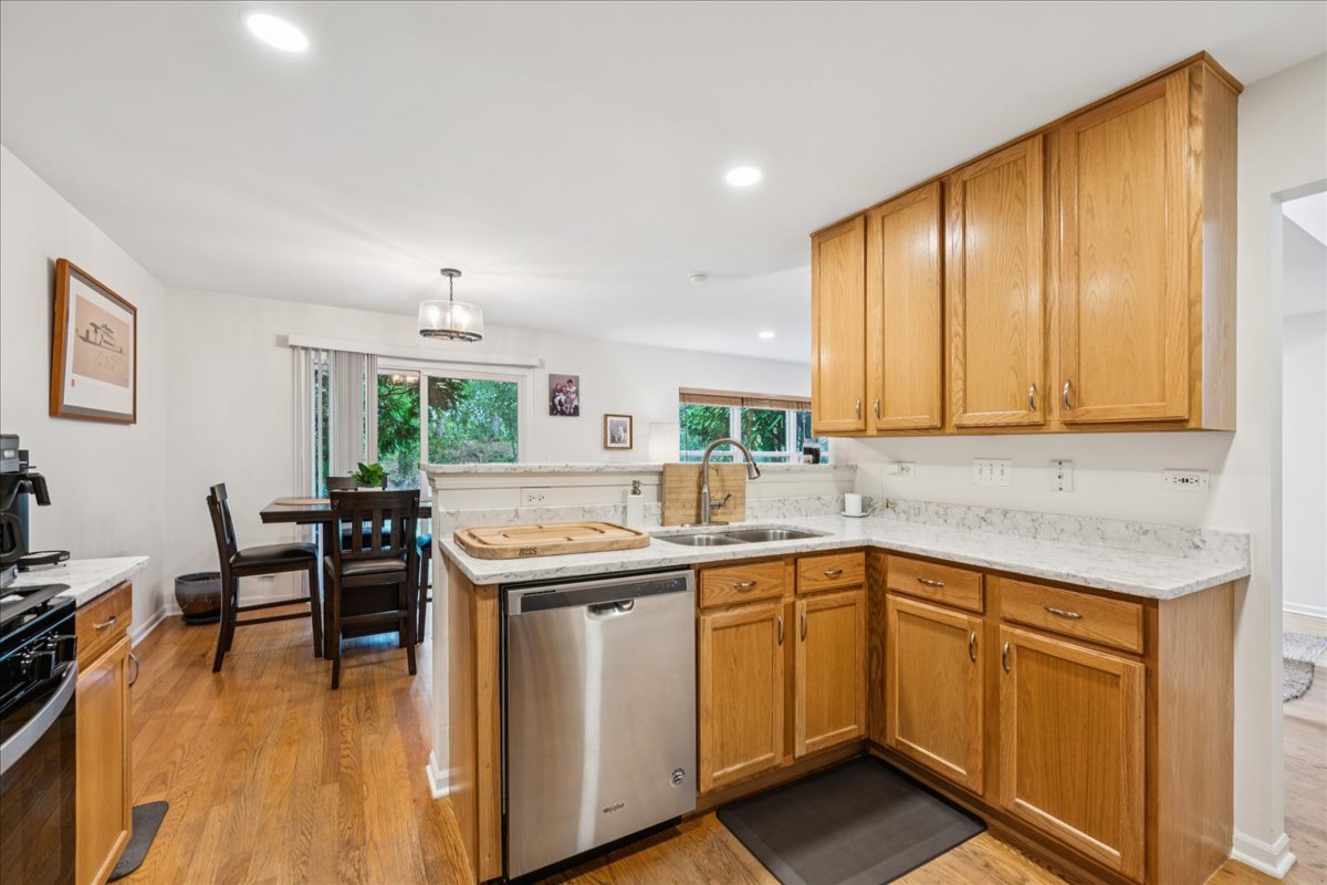 2927 Caldwell Lane, Geneva, IL 60134