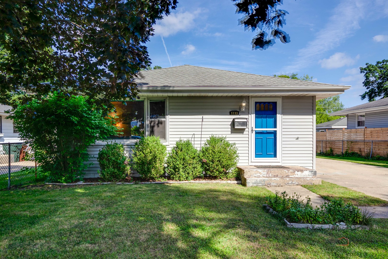 1113 Franklin Avenue, Winthrop Harbor, IL 60096