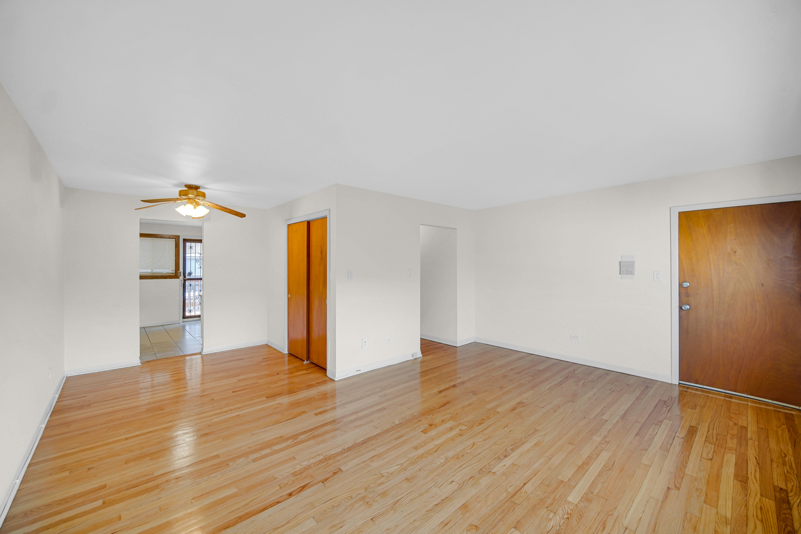 7019 N Ridge Boulevard #3B, Chicago, IL 60645