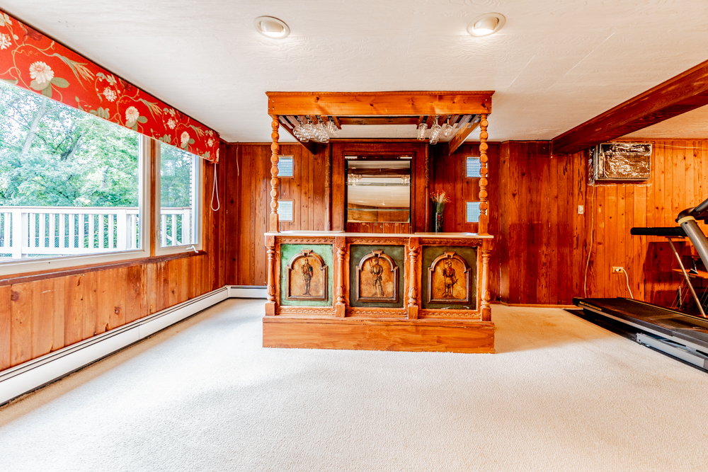 638 N Edgewood Avenue, La Grange Park, IL 60526