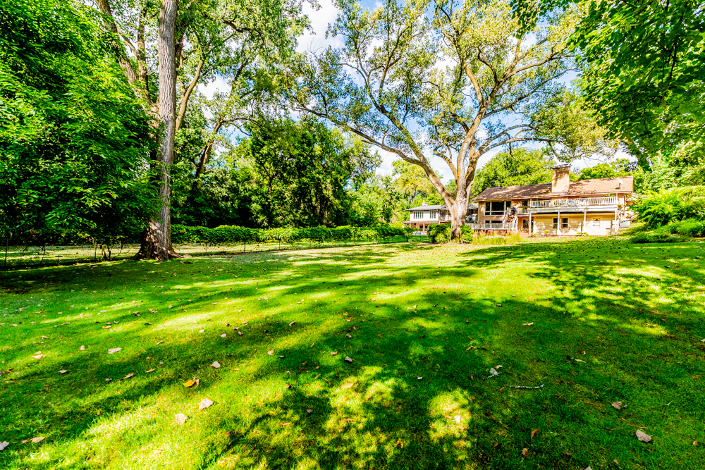 638 N Edgewood Avenue, La Grange Park, IL 60526
