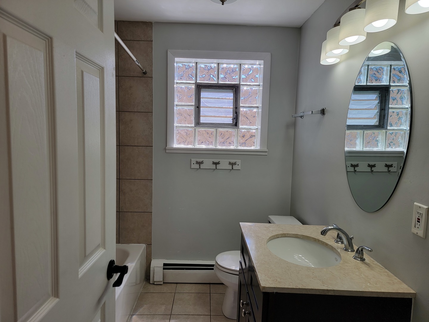 912 State Street #2, Lemont, IL 60439